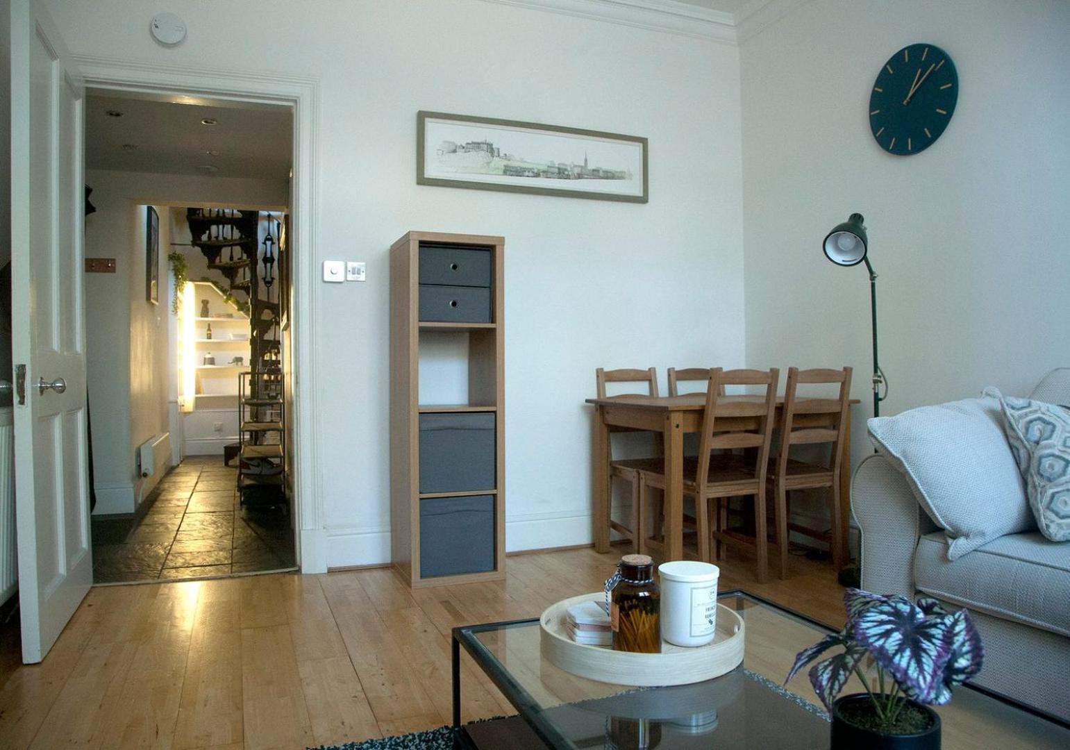 דירות אדינבורו Guestready - Charming Flat In West End מראה חיצוני תמונה
